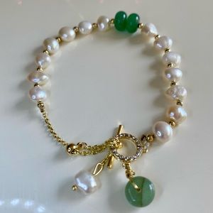 bracelet and earrings woman